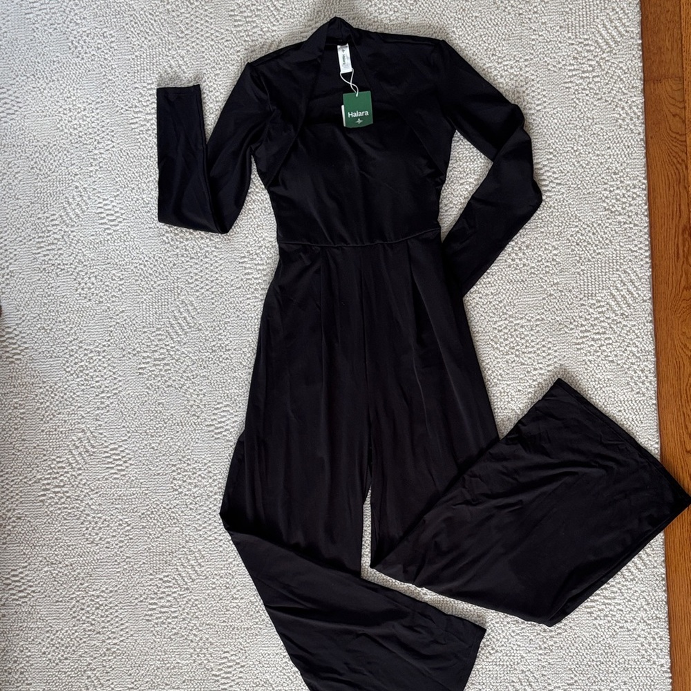 Elegant Black Jumpsuit, Halara , sz small